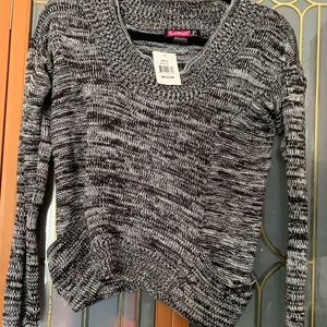 Juniors sweater